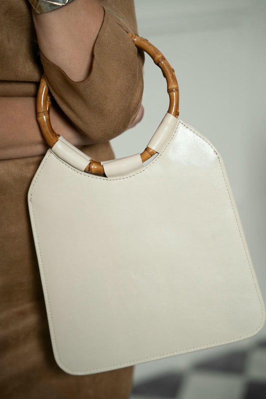Handbag with off white leather and bamboo handle - tresor collection-viola
