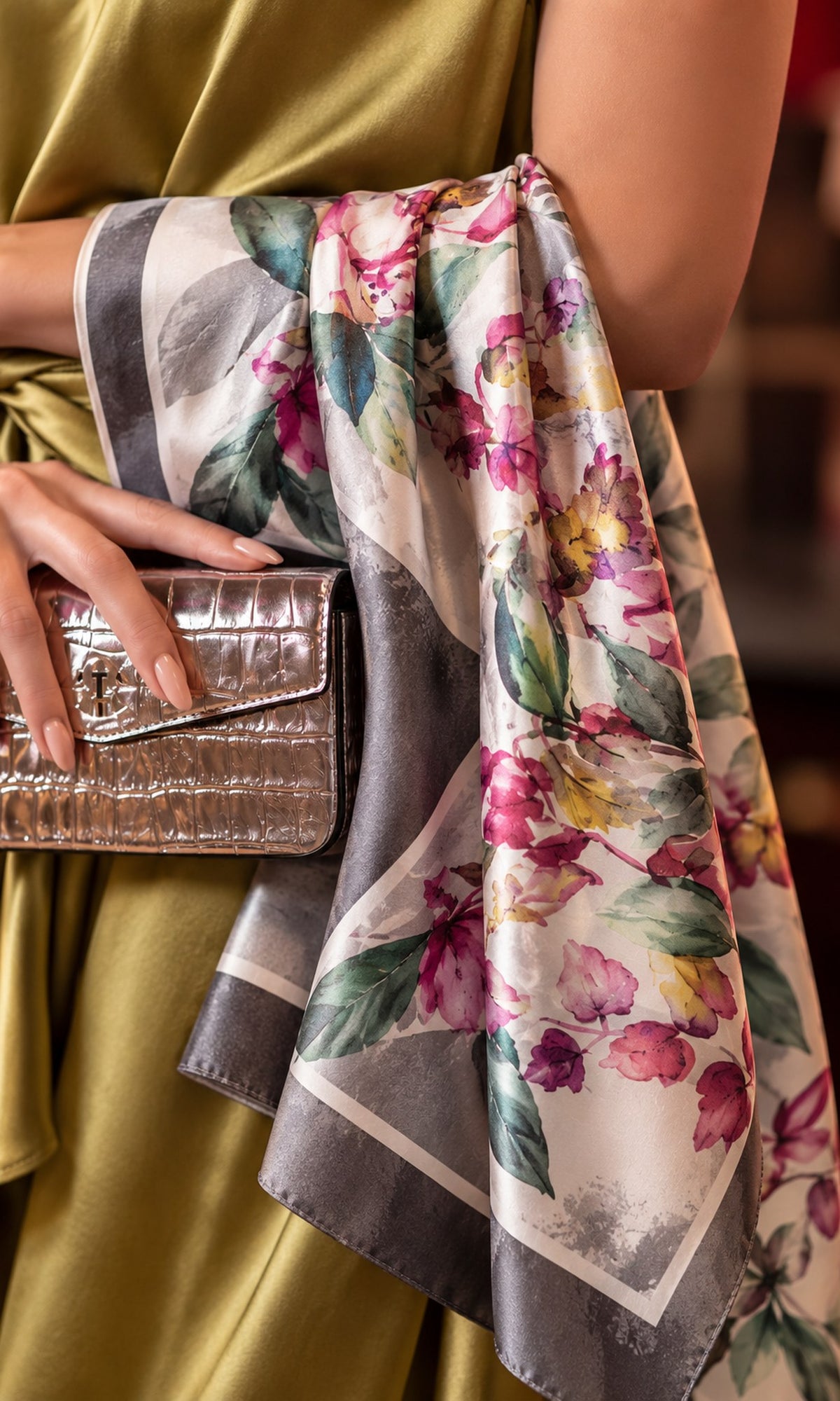 Romantic Artistry Scarf