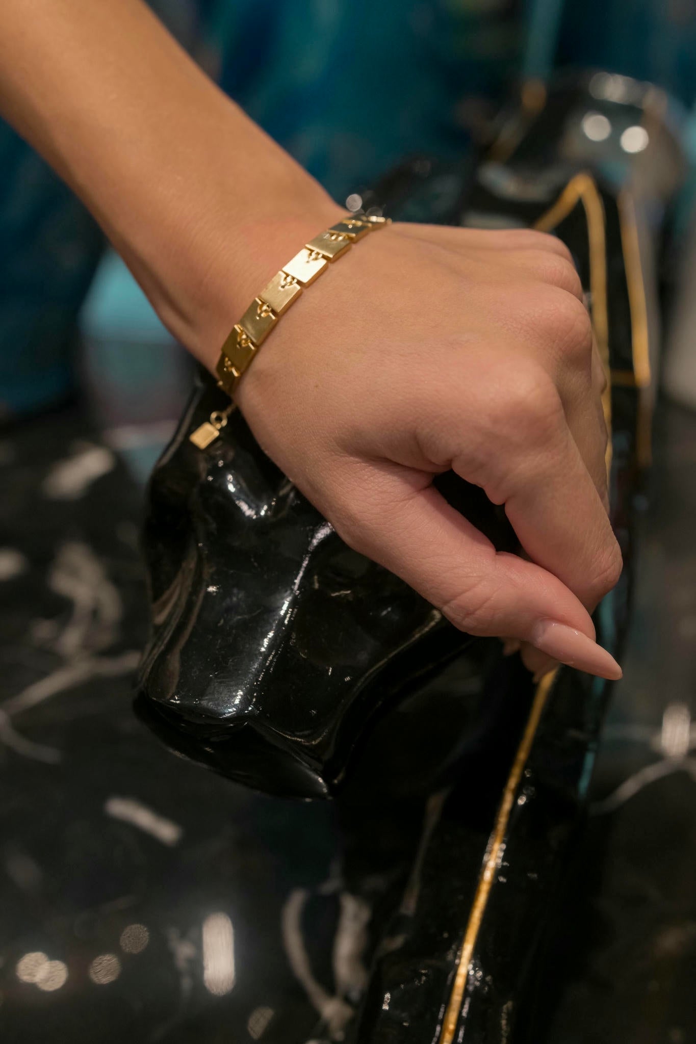 Golden Essence – Polished Gold Minimalist Bracelet-Tresor Collection by Viola