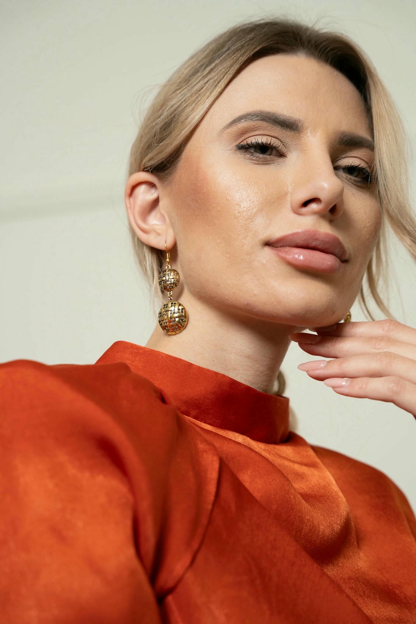 Sculpted Satin Set – Burnt Orange and Emerald Green