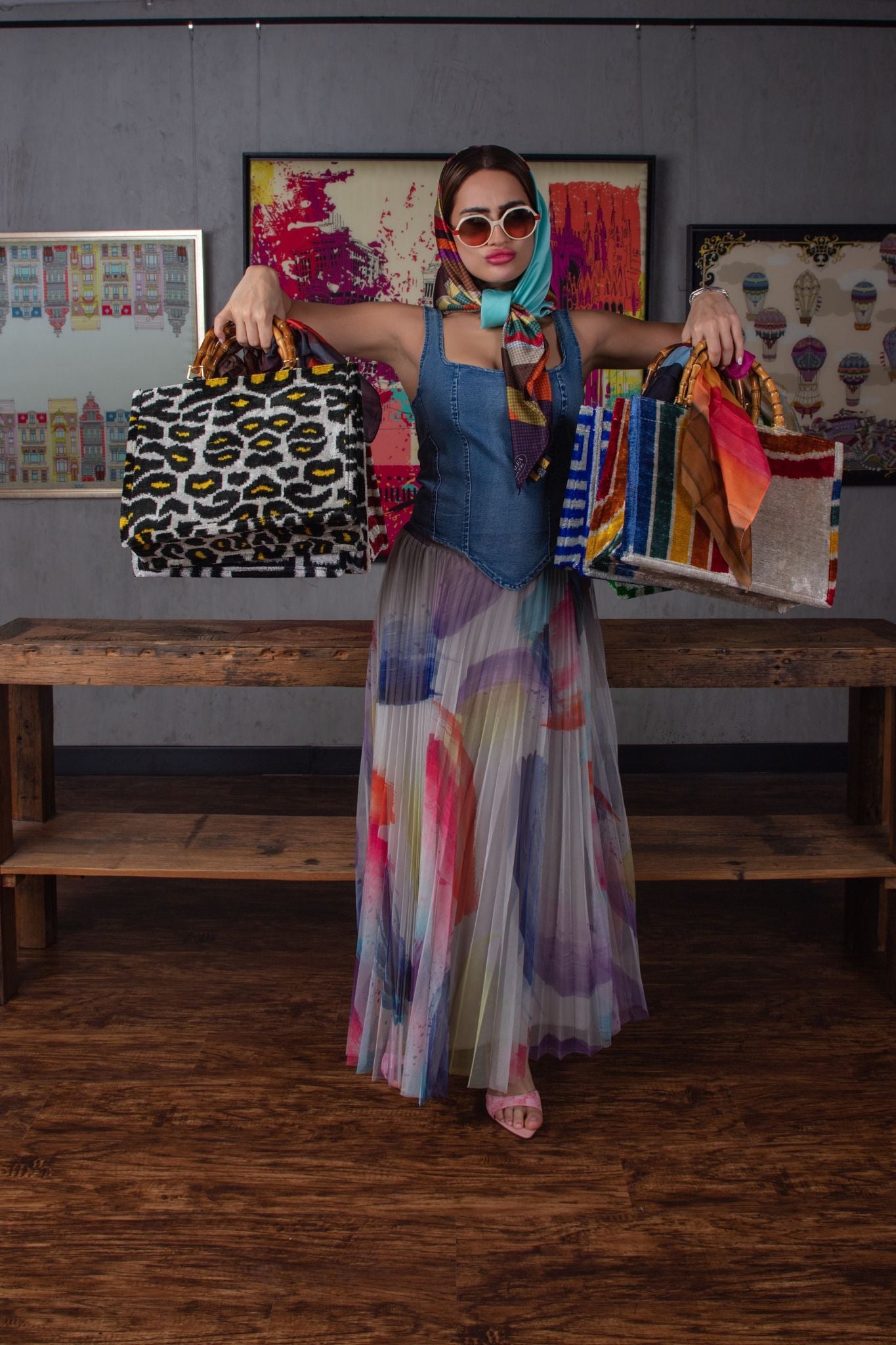 Viola tote bag in tiger print  with bamboo handles and shoulder 